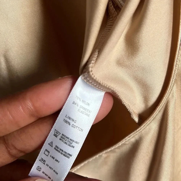 SPANX Slimplicity Open-Bust Mid-Thigh Bodysuit Shapewear - Picture 10 of 14